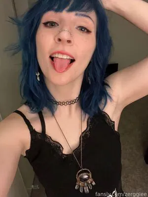 Zerggiee OnlyFans Leaked Free Thumbnail Picture - #0KroGfKnE0