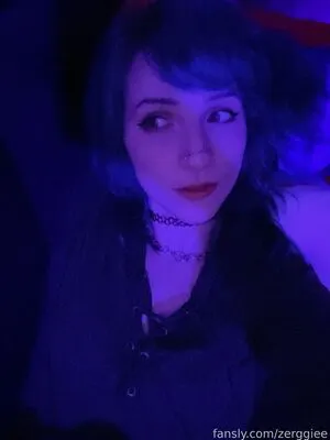 Zerggiee OnlyFans Leaked Free Thumbnail Picture - #CH2PB8PTmg
