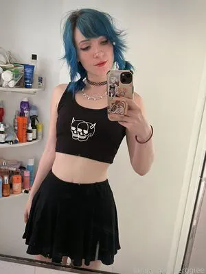 Zerggiee OnlyFans Leaked Free Thumbnail Picture - #ZV1zvTdmcl