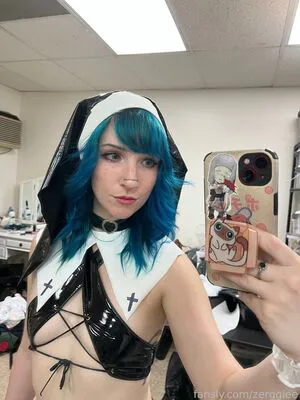 Zerggiee OnlyFans Leaked Free Thumbnail Picture - #jp8kCNaO4W