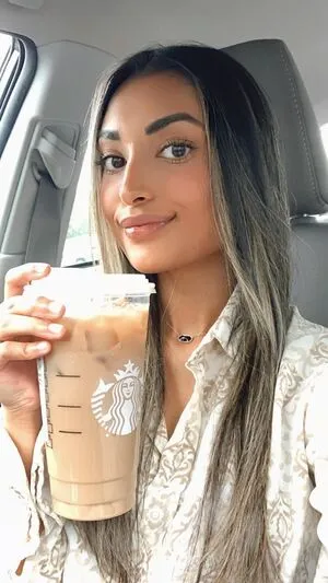 Zia Natasha Lehman Thumbnail Picture
