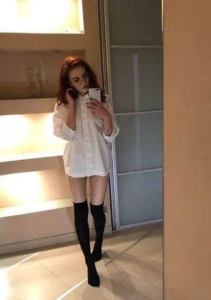 ZlataFox Thumbnail Picture