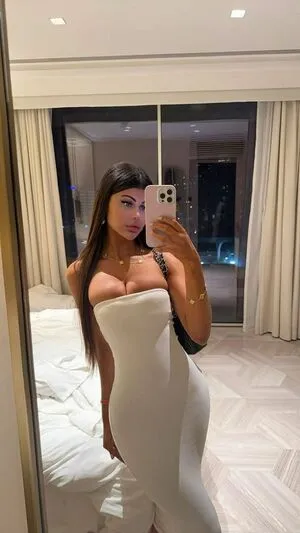Zoe Skogen Thumbnail Picture