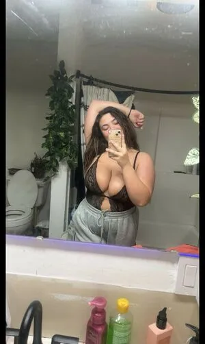 Zoeygbaby Thumbnail Picture