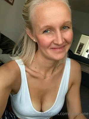 Zoeyzone OnlyFans Leaked Free Thumbnail Picture - #LDX3szDITd